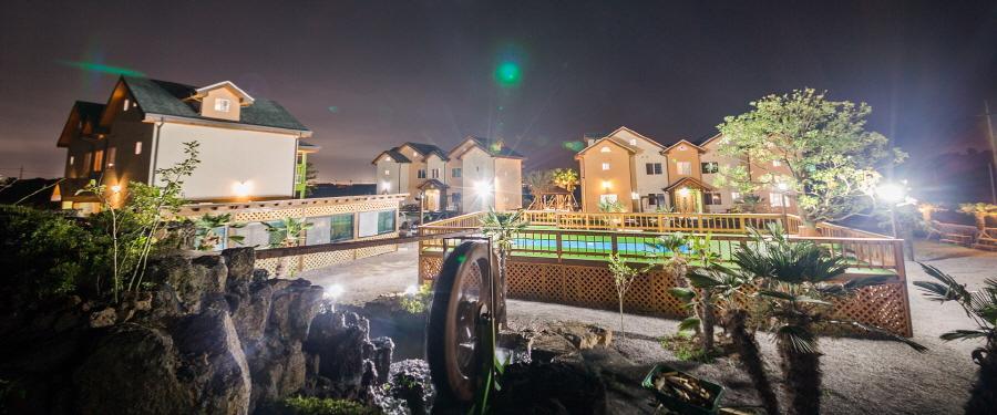 Red Windmill Pension 済州市 エクステリア 写真